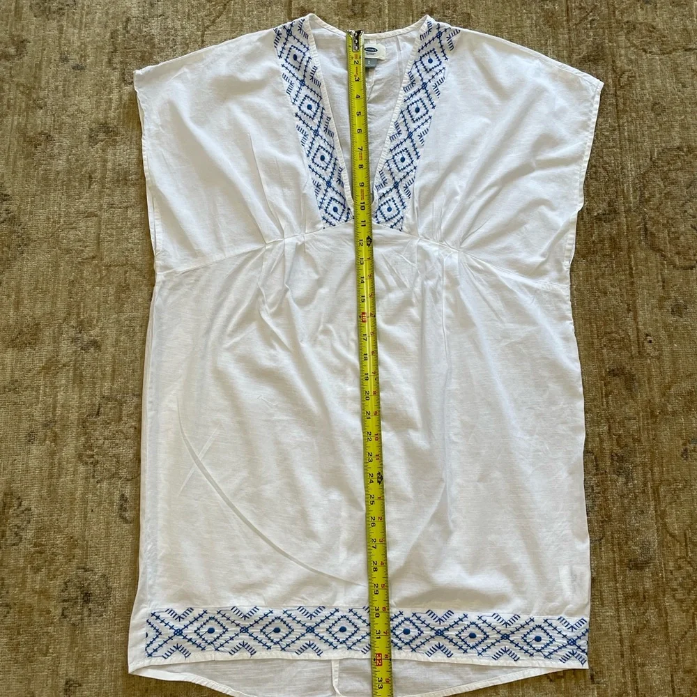 Beautiful white cotton cover up , size S, Old Navy - Picture 2 of 5